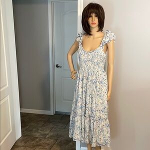 American Eagle Floral Blue and White Women's Dress
